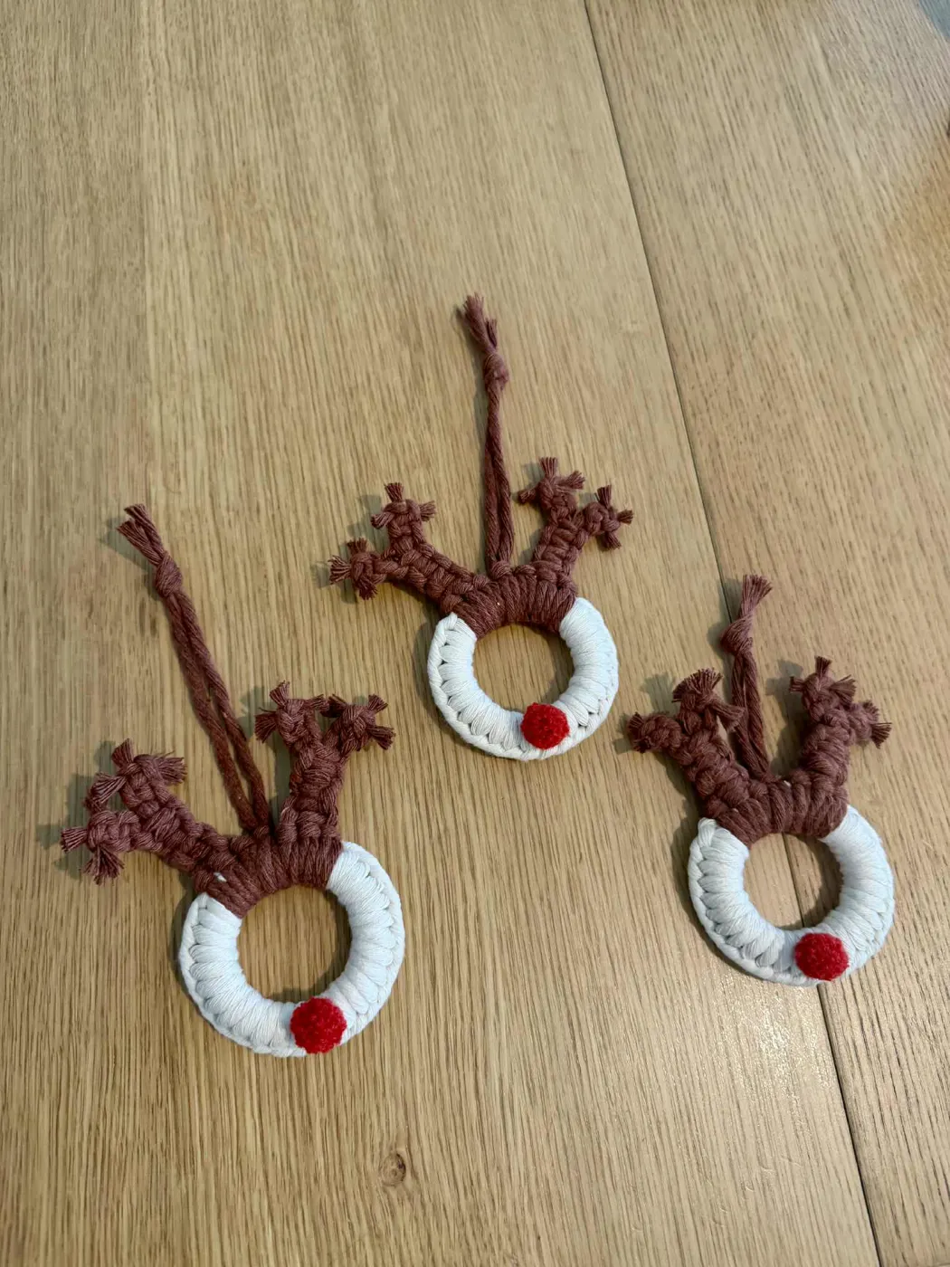 Rennes de Noël en macramé